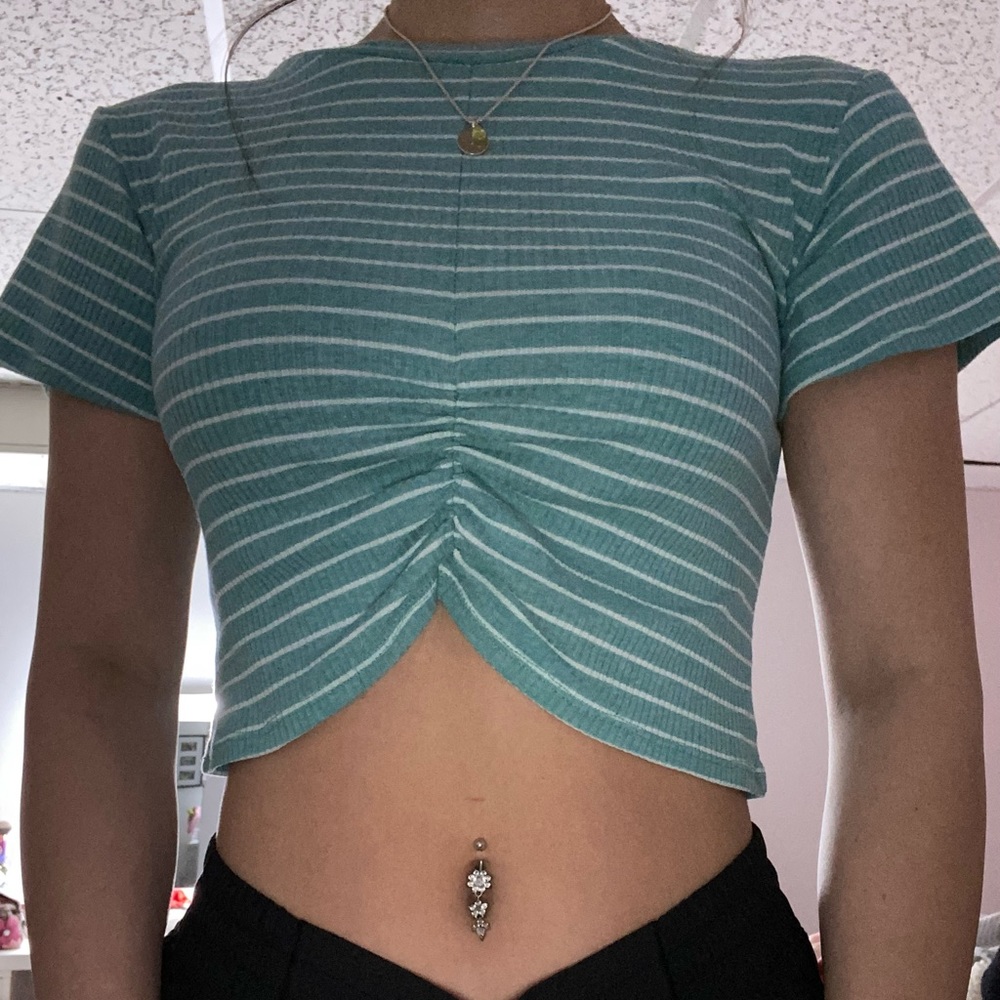 Green crop top